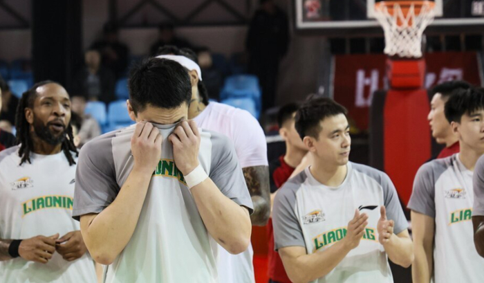 吉林男篮爆冷掀翻辽宁 多队强势挺进季后赛