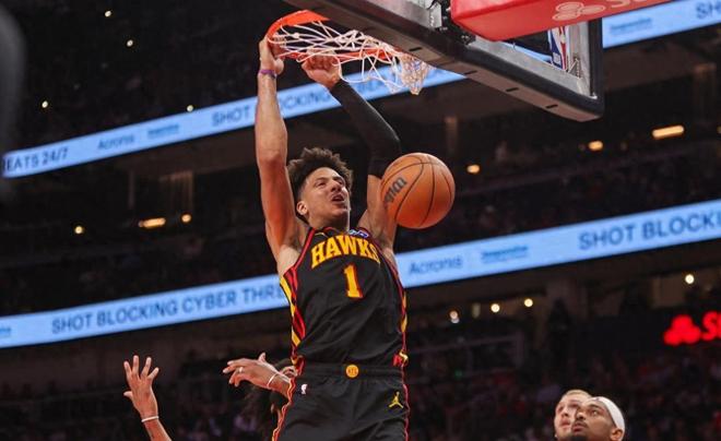 老鹰双核火力全开冲击8连胜 篮网客场惨败陷泥潭