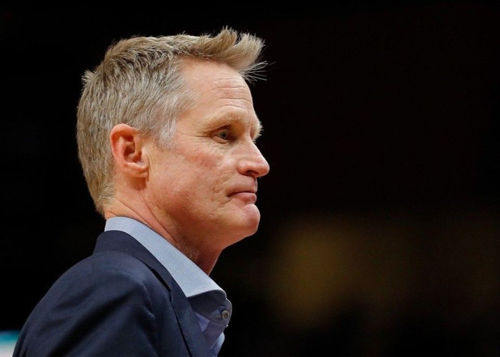 科尔执教第12年回避未来讨论 勇士愿提供多于一