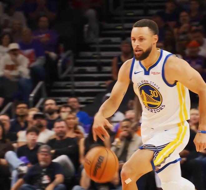 库里右腿伤势难掩勇士惨败太阳无缘季后赛