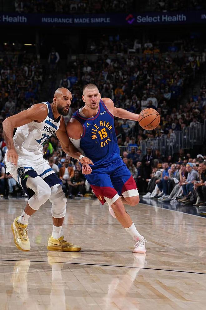 西部季后赛格局大变：雷霆太阳鏖战、森林狼掘